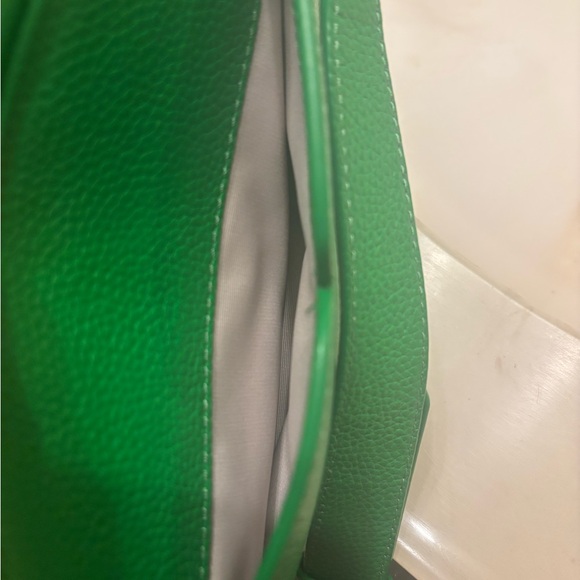 Kate Spade Pebble Leather Astrid Medium Camera Bag Green Jay - Picture 2 of 12